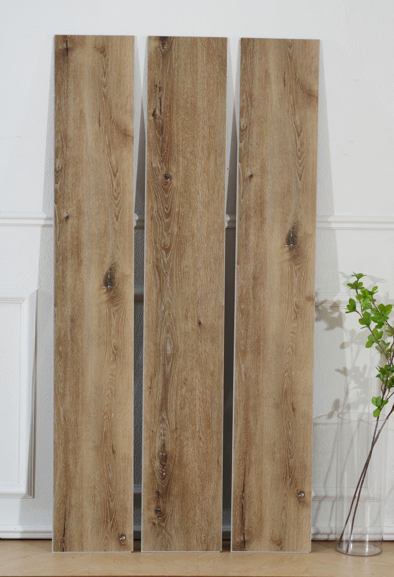 Rustic Oak flooring - real production board photo