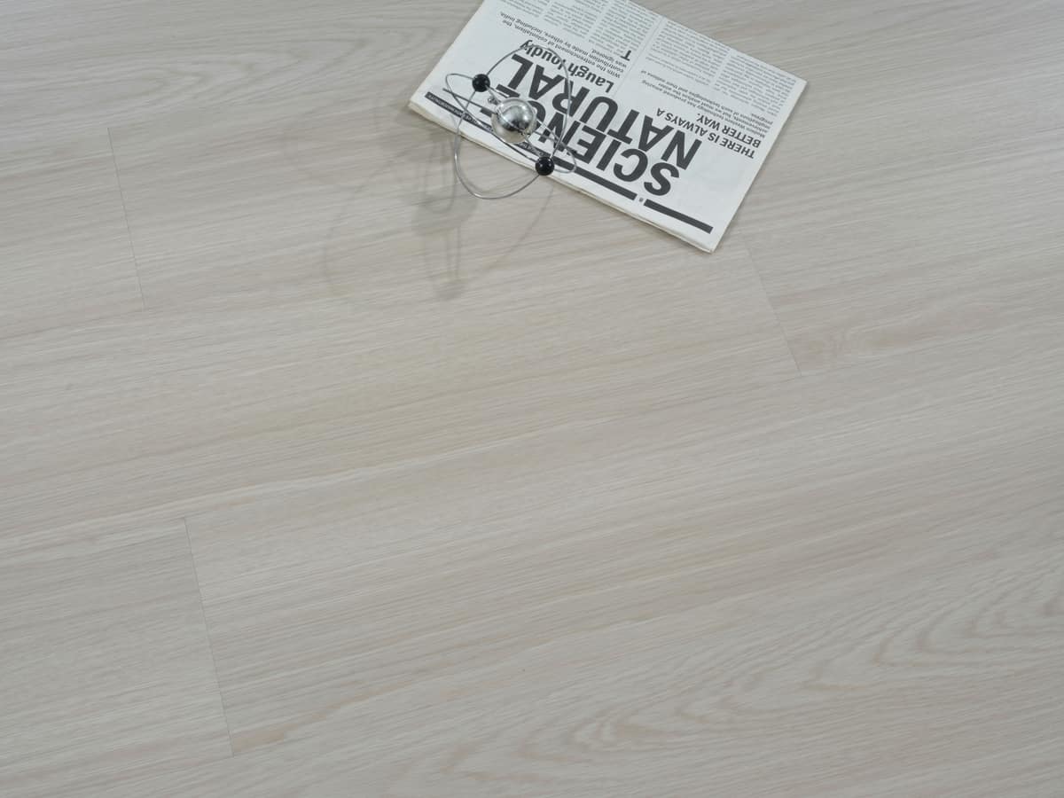 SPC Flooring - Whitewashed Oak design