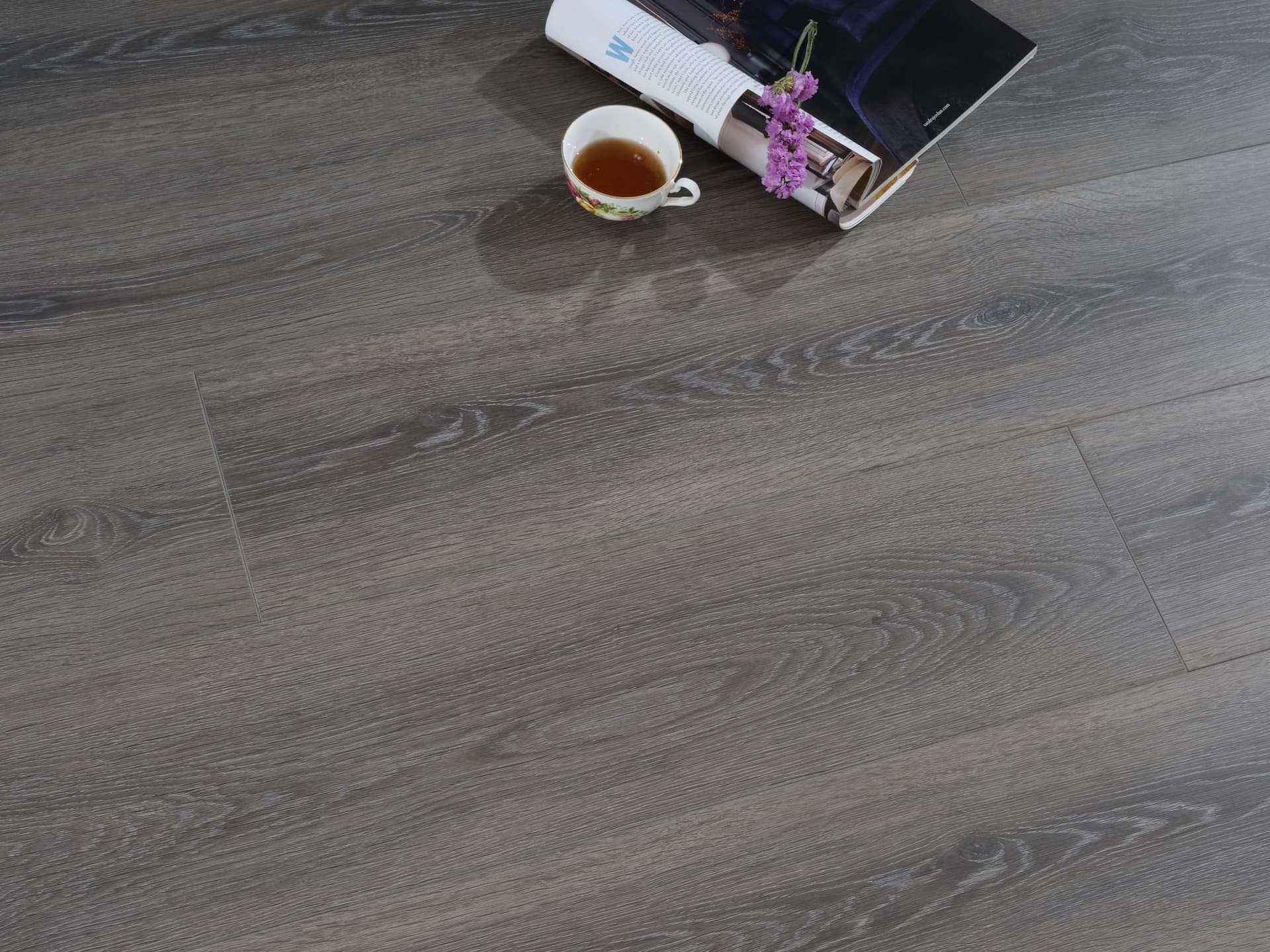 Laminate Flooring - Graphite Oak